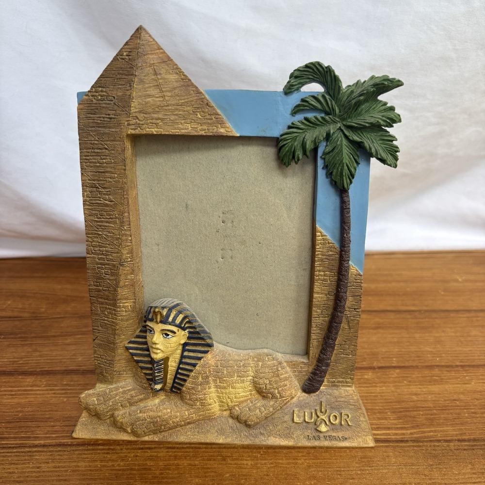Luxor Las Vegas 3D Resin Egyptian Sphinx Pyramid Palm Tree Picture Frame 3.5x5"